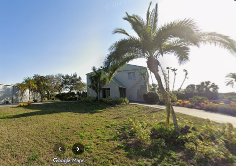Office complex at 8100 Park Boulevard in Pinellas Park