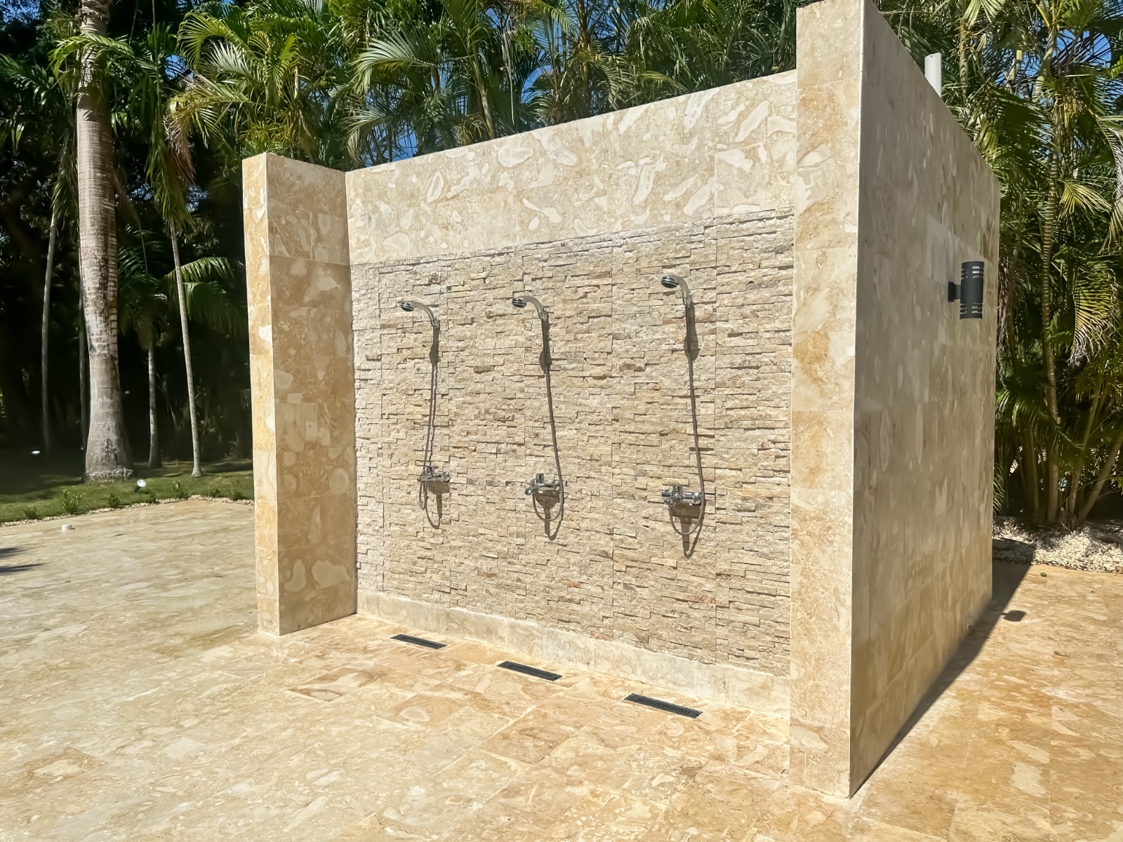 Outdoor water feature at a private villa at Casa de Campo.