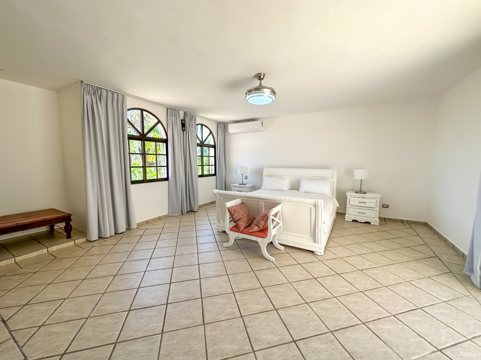 Lounge with art at a private villa at Casa de Campo.