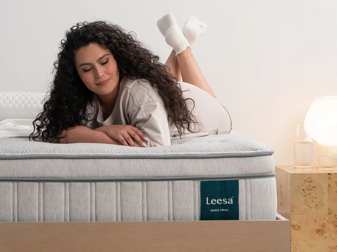 Leesa Oasis Chill cooling cover detail