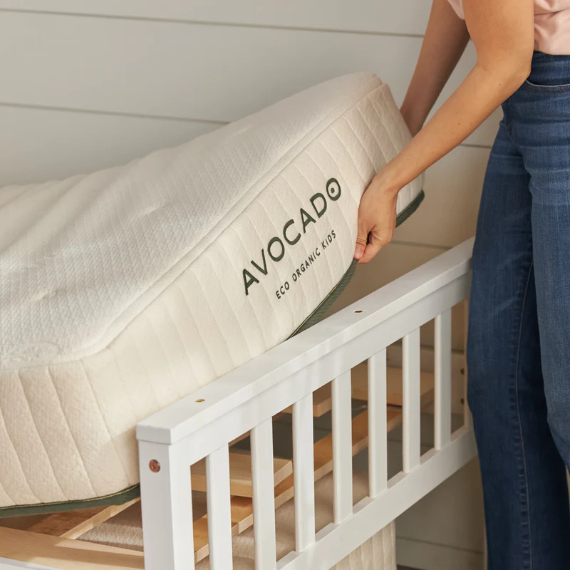 Avocado Eco Kids 7.5 inch low profile detail