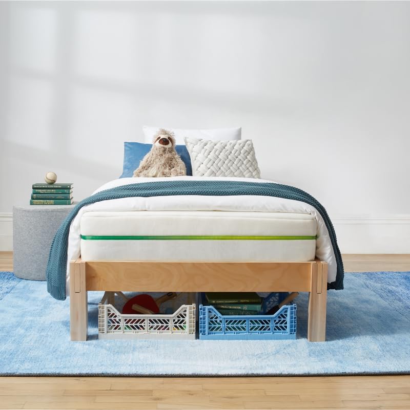Helix Kids 2-sided hybrid mattress hero