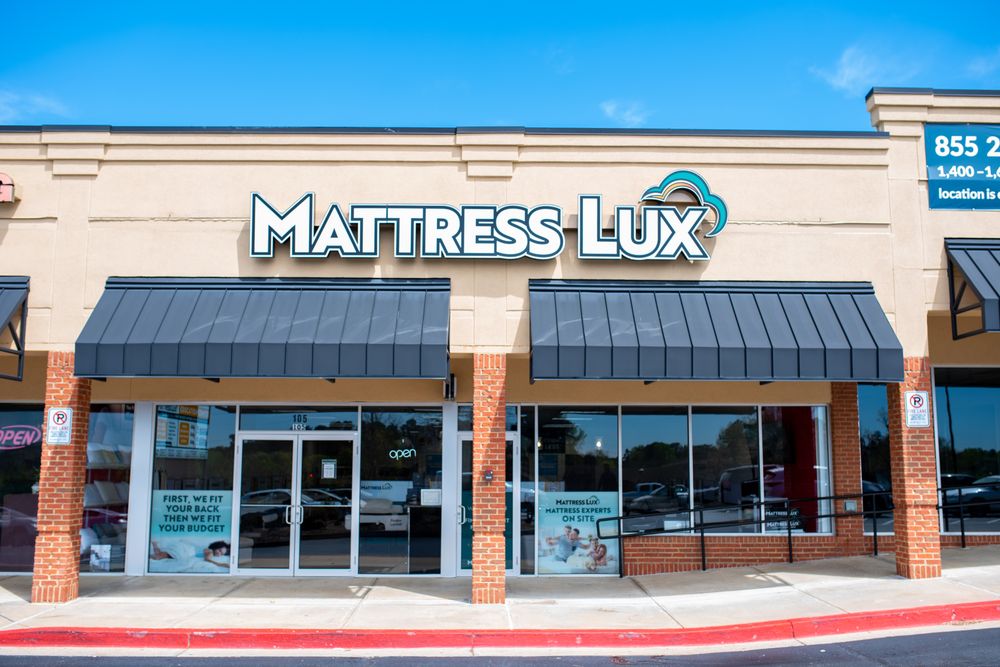 Mattress Lux showroom in Kennesaw GA with mattresses ready to try Mattress Lux showroom in Kennesaw GA with mattresses ready to try
