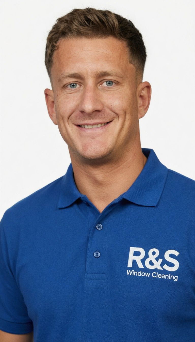 Rhys from R&S Window Cleaning