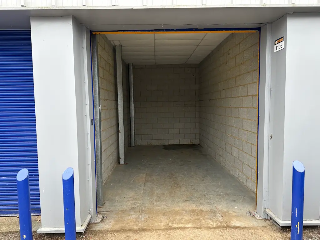 Clean garage after professional rubbish and waste clearance in Harefield by Recycle DNC Ltd
