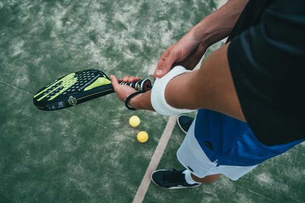 Padel paddle
