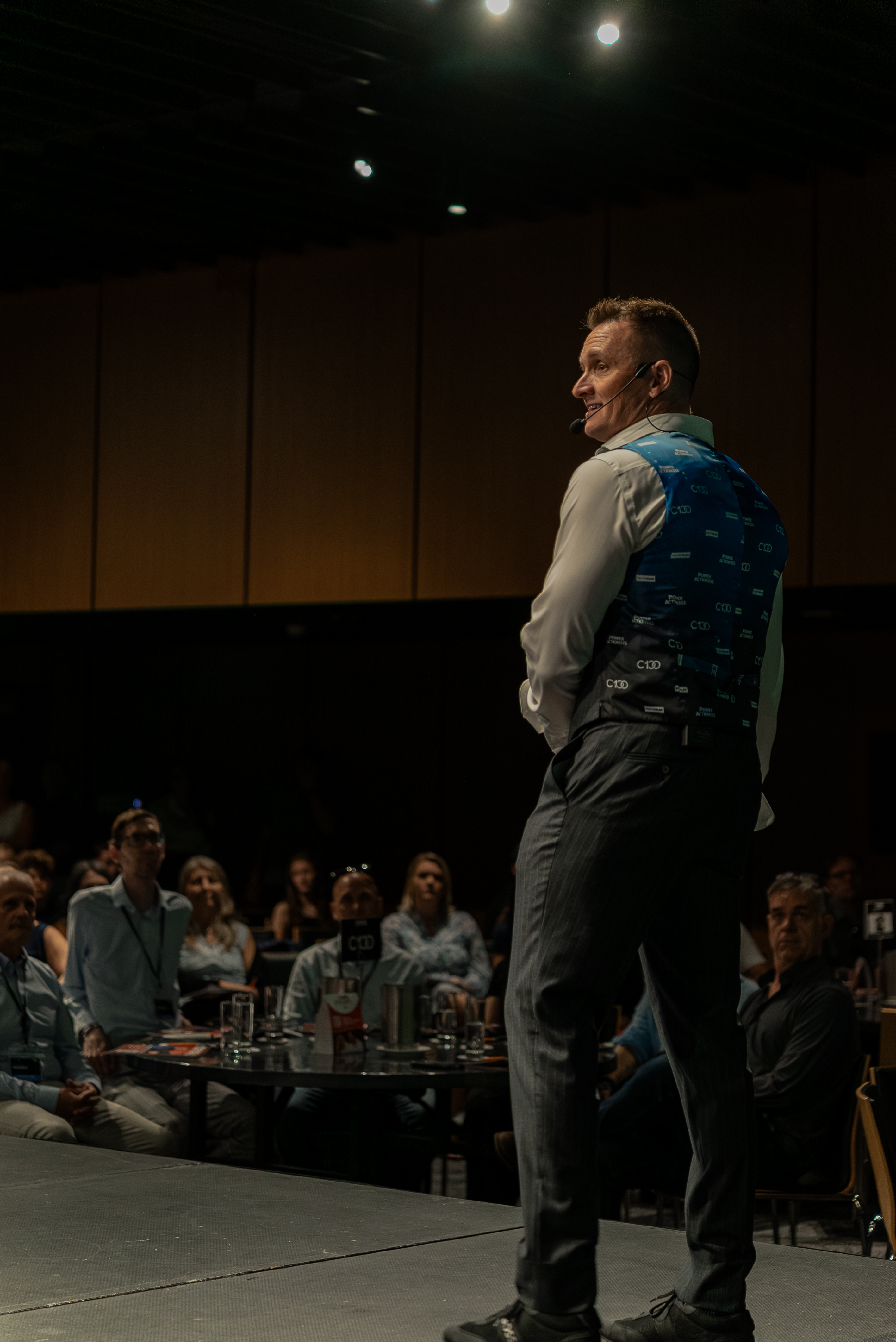 Bruno Blanchard présentant le Sales Workshop et les bénéfices de la formation