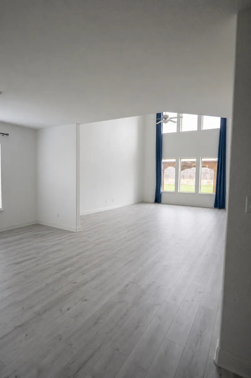 Laminate flooring installation