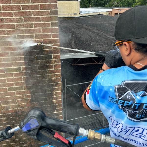pressure washing services Easton Pennsylvania