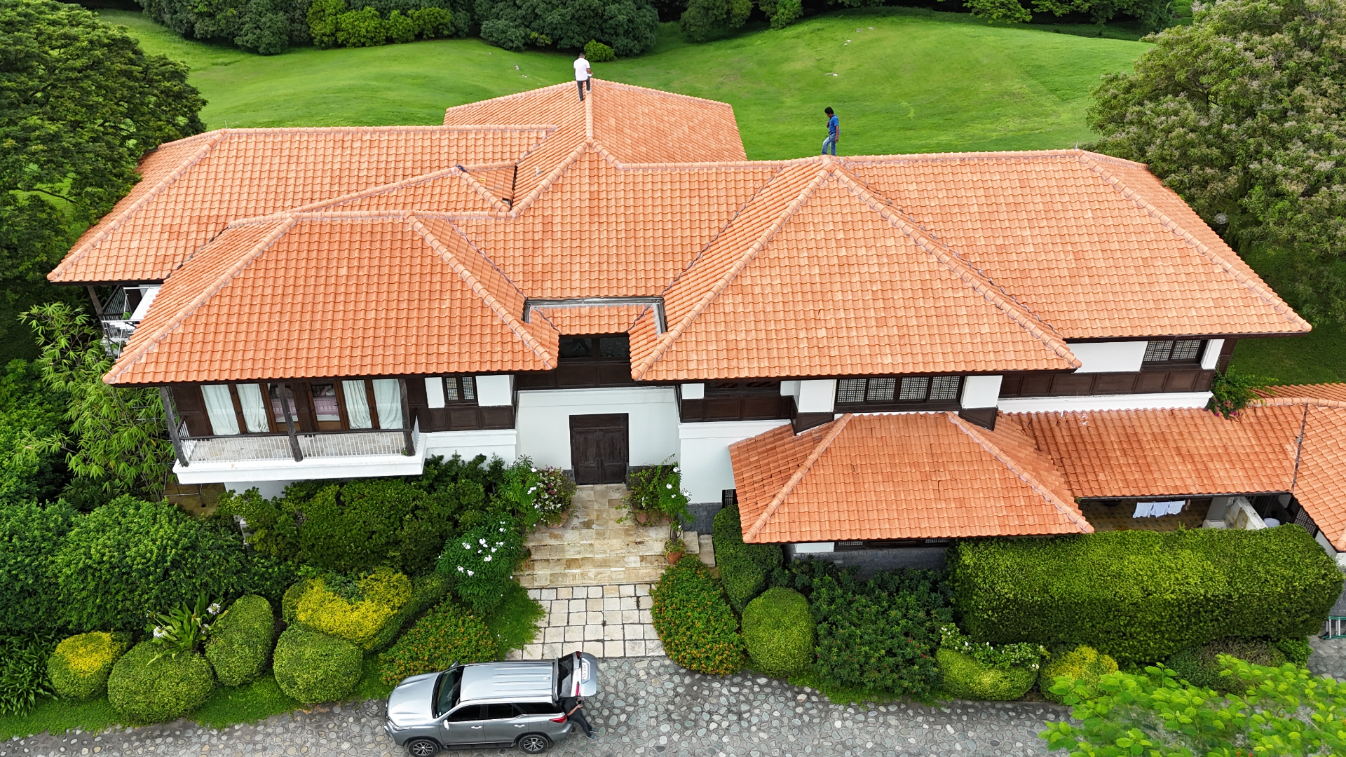Completed premium residential roofing project