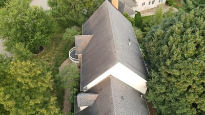 Professional roofing underlayment installation