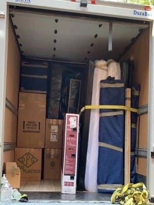 {{ custom_values.service_3 }} in {{custom_values.area_3})