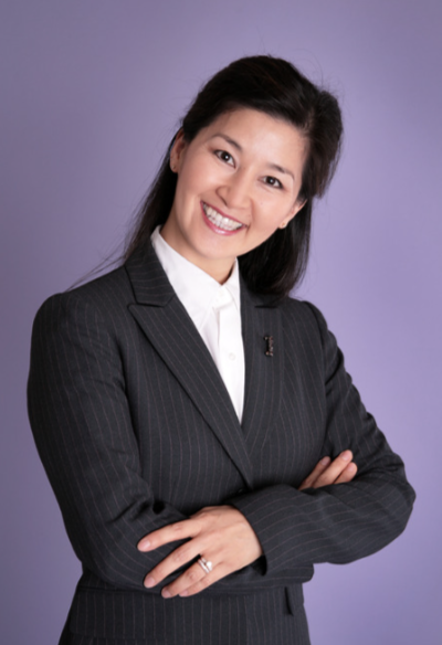 woman with head tilt/ torticollis