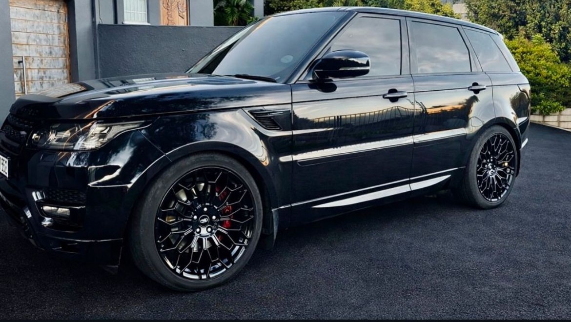 2018 Range Rover Sport V8 Supercharged in gun metal black