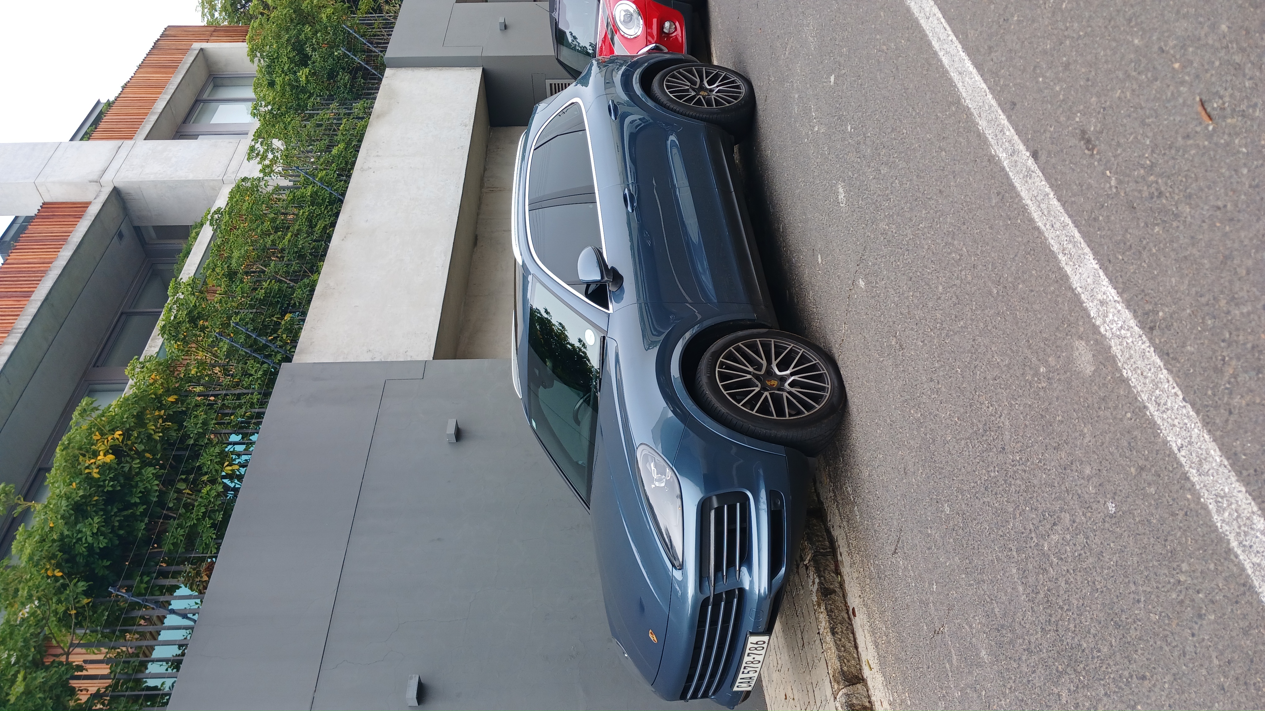 Porsche Cayenne Plus 2021