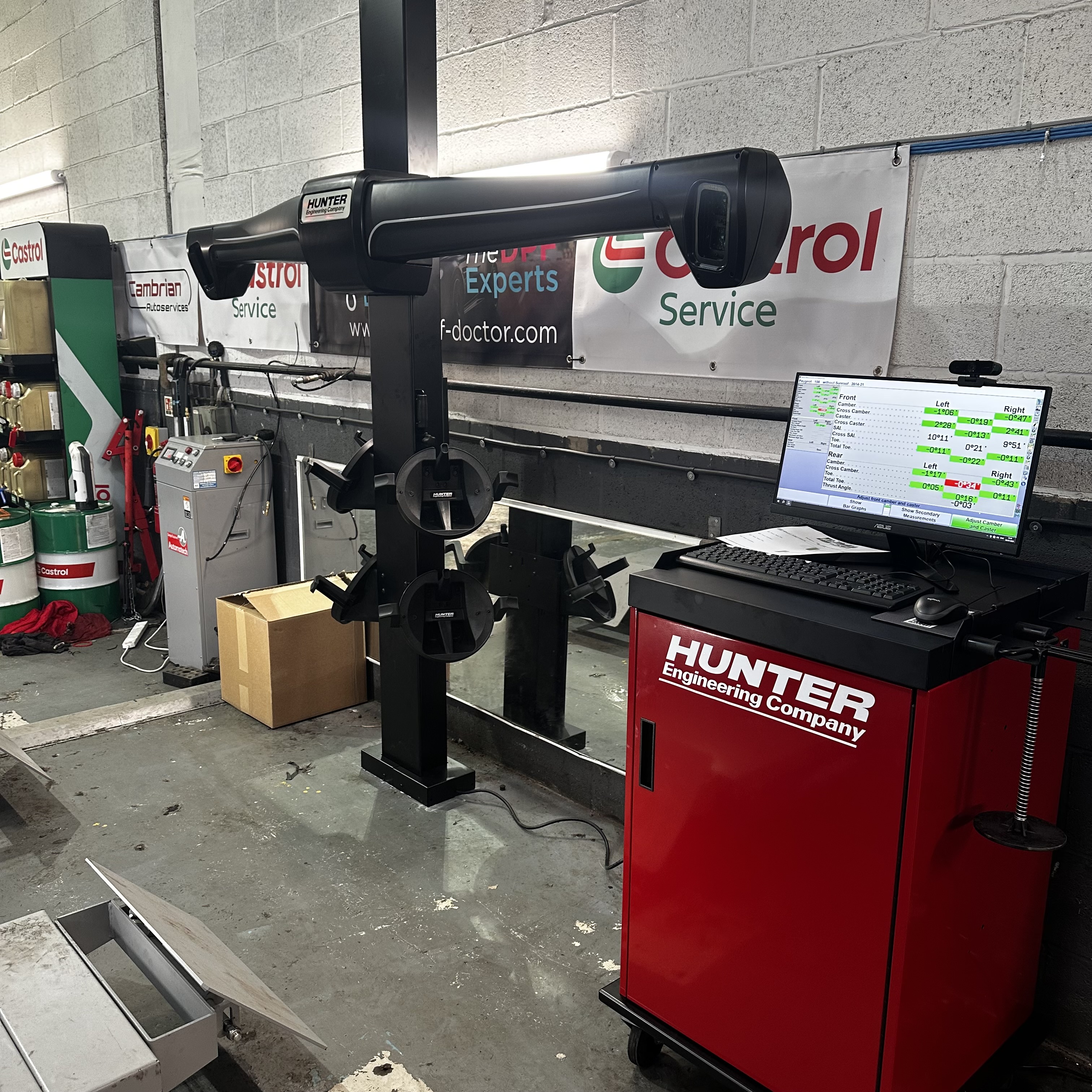 Hunter four wheel alignment equipment at Shaw's Service Station