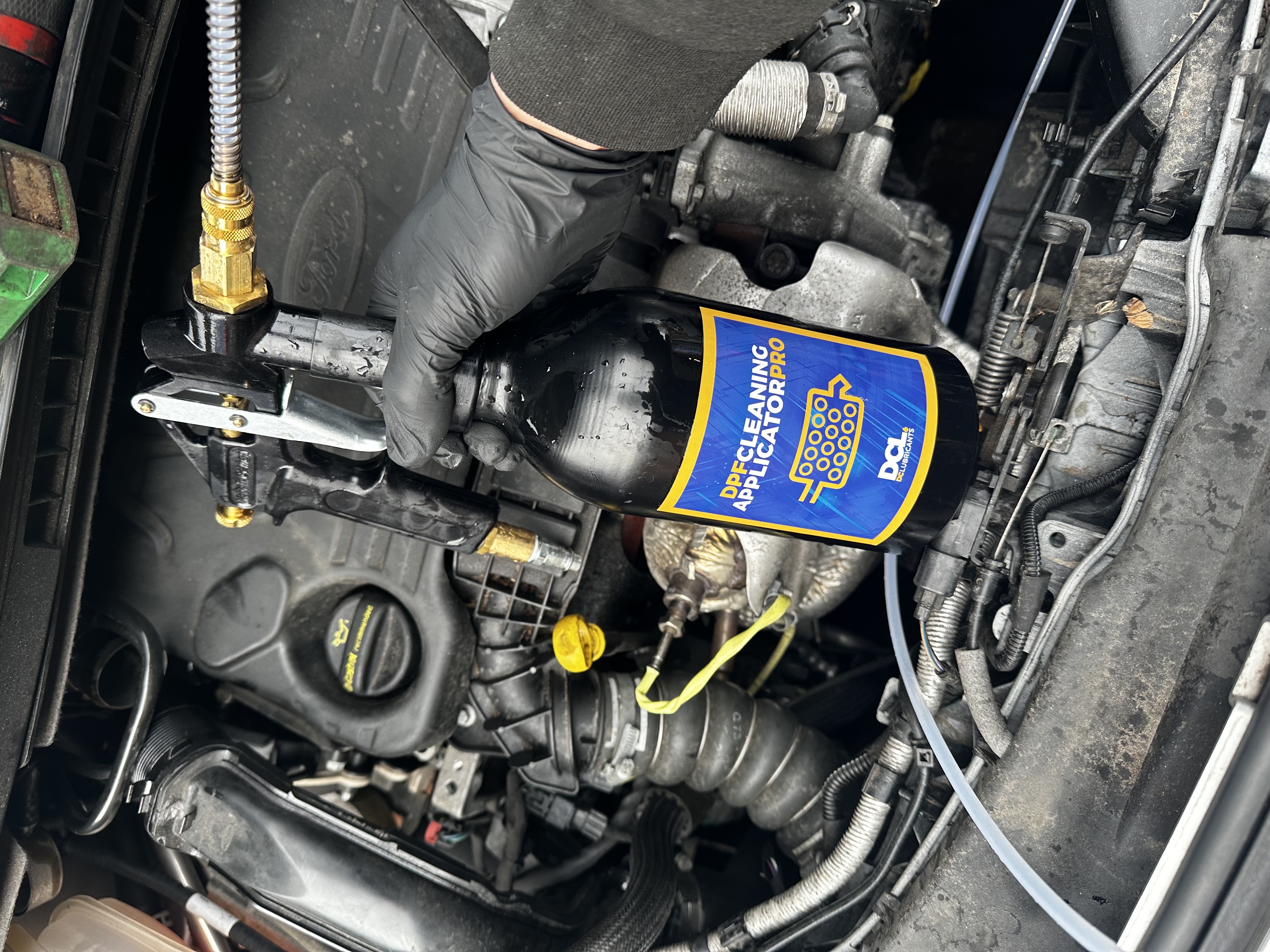 DPF cleaning being carried out at Shaw's Service Station