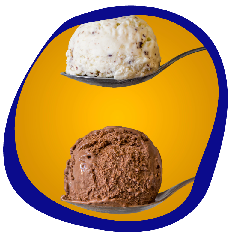 Bolas de sorvete de flocos e chocolate