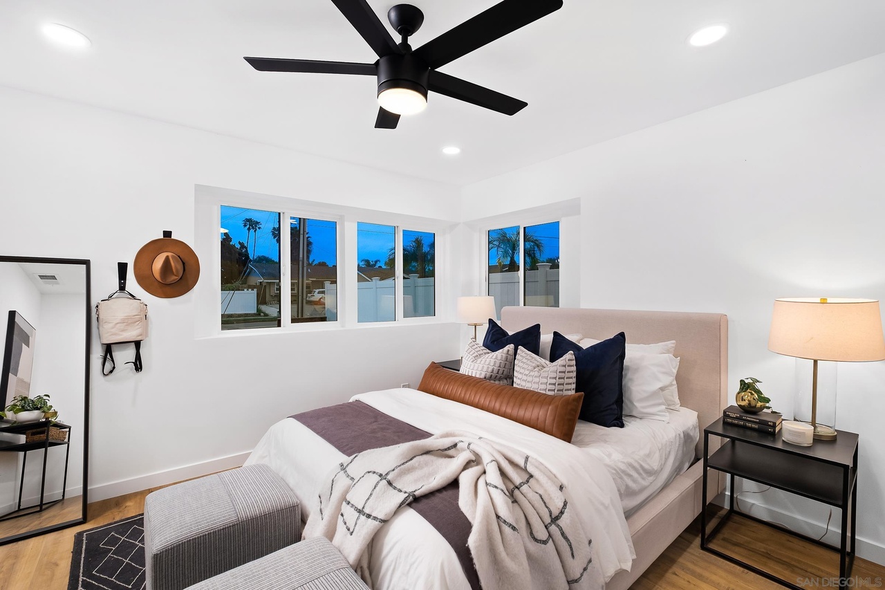 Property 4 - Photo 4