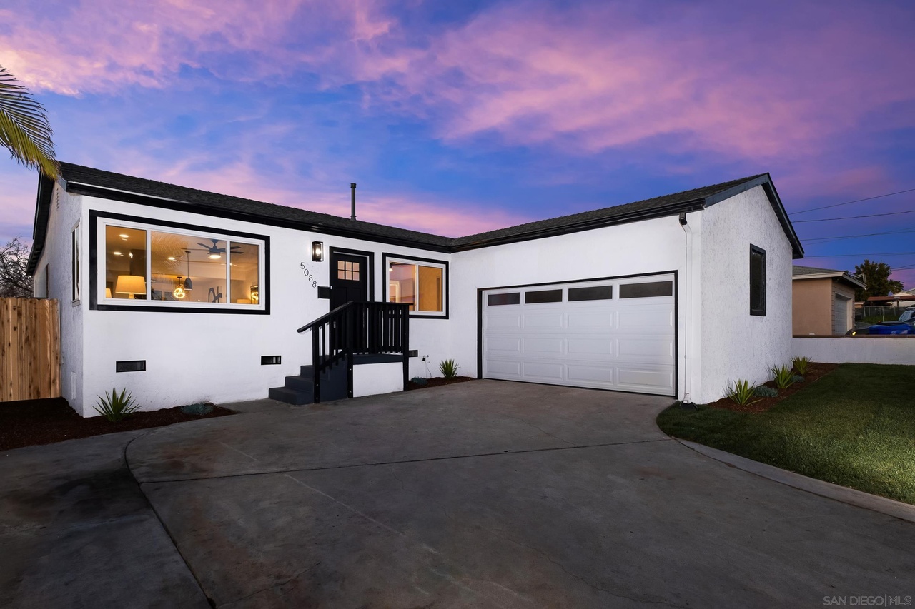 Property 8 - Photo 2