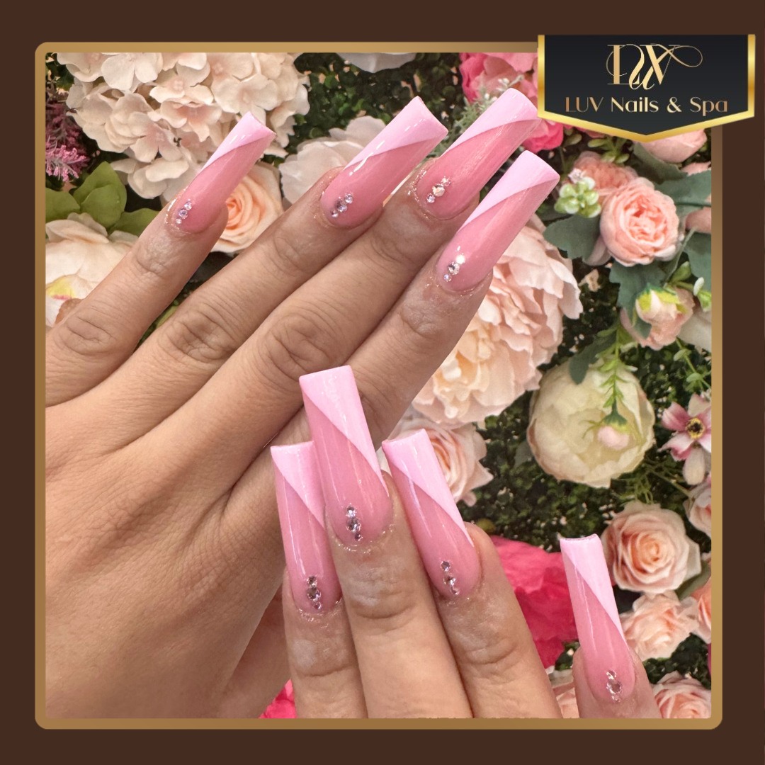 Chrome nail finish Bellflower nail salon