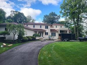 {{ custom_values.service_4 }} in {{custom_values.area_5})