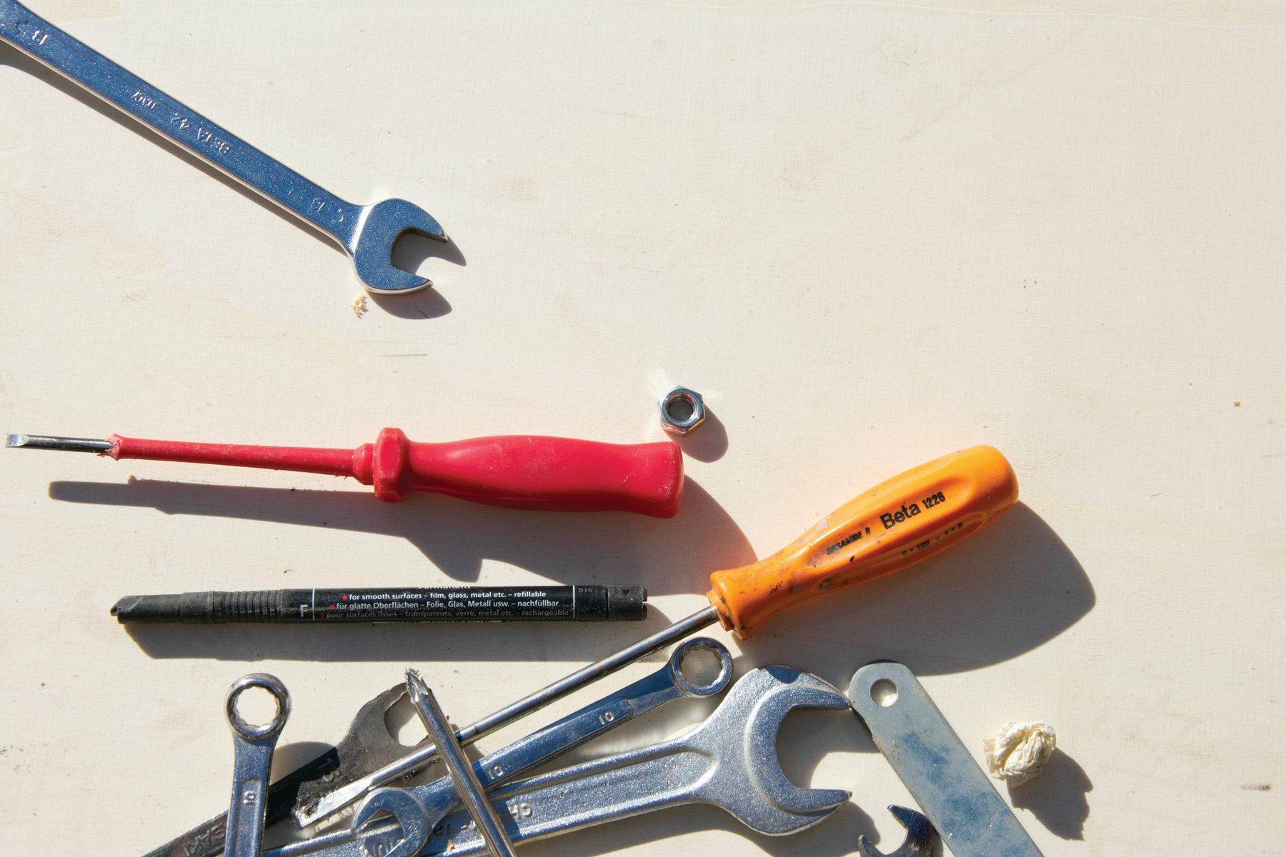 Mechanic's ratchet and socket set tool kit