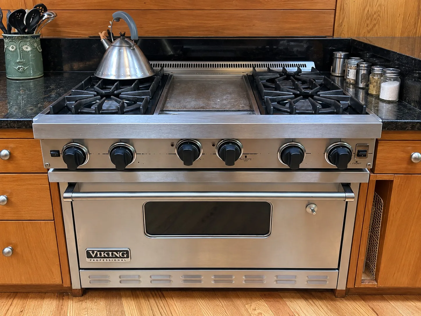Slow Heating and Excessive Preheat Time — Viking VGRC365-4GDSS Range