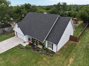 {{ custom_values.service_1 }} in {{custom_values.area_3})