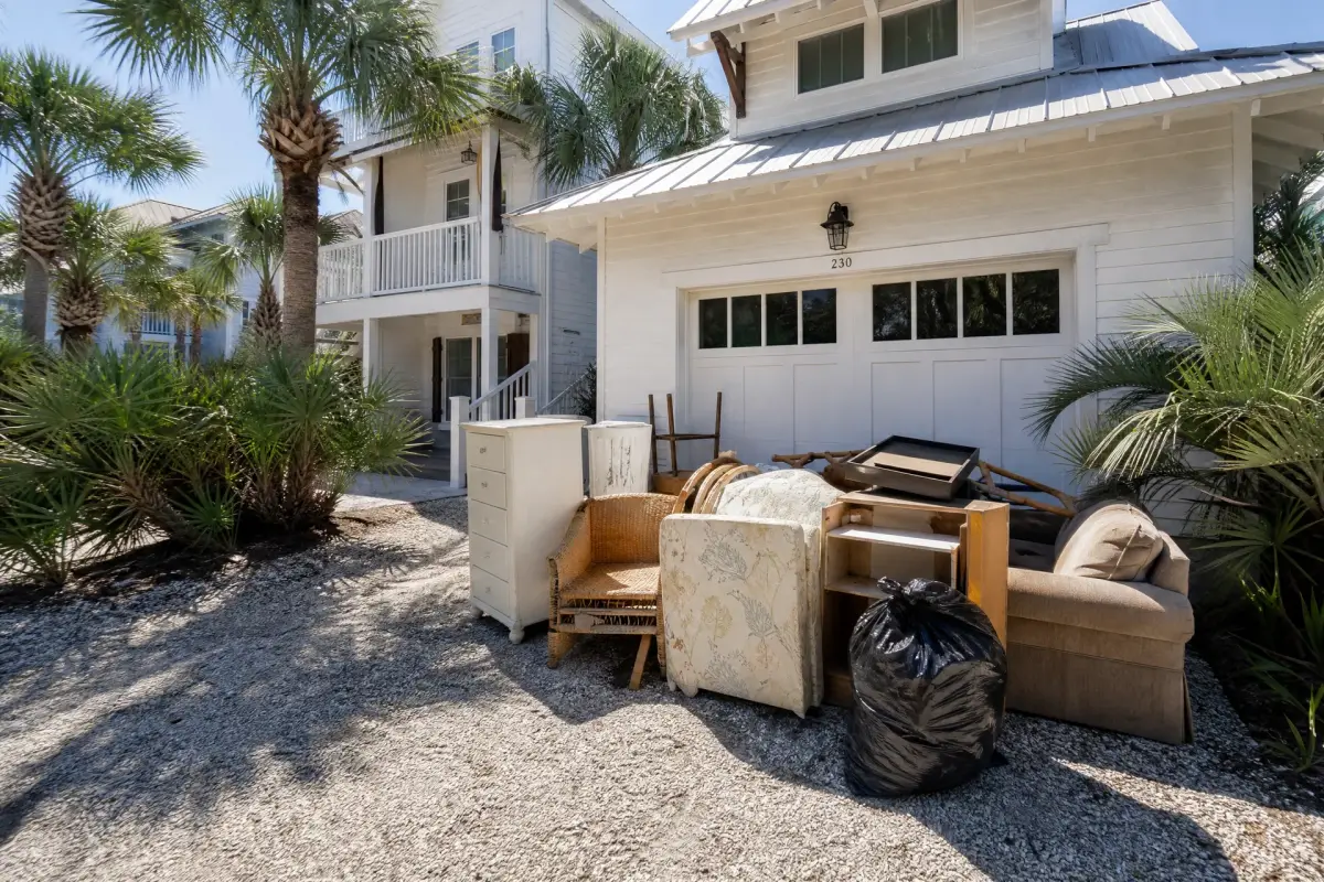 Junk removal at a Florida Panhandle vacation rental home