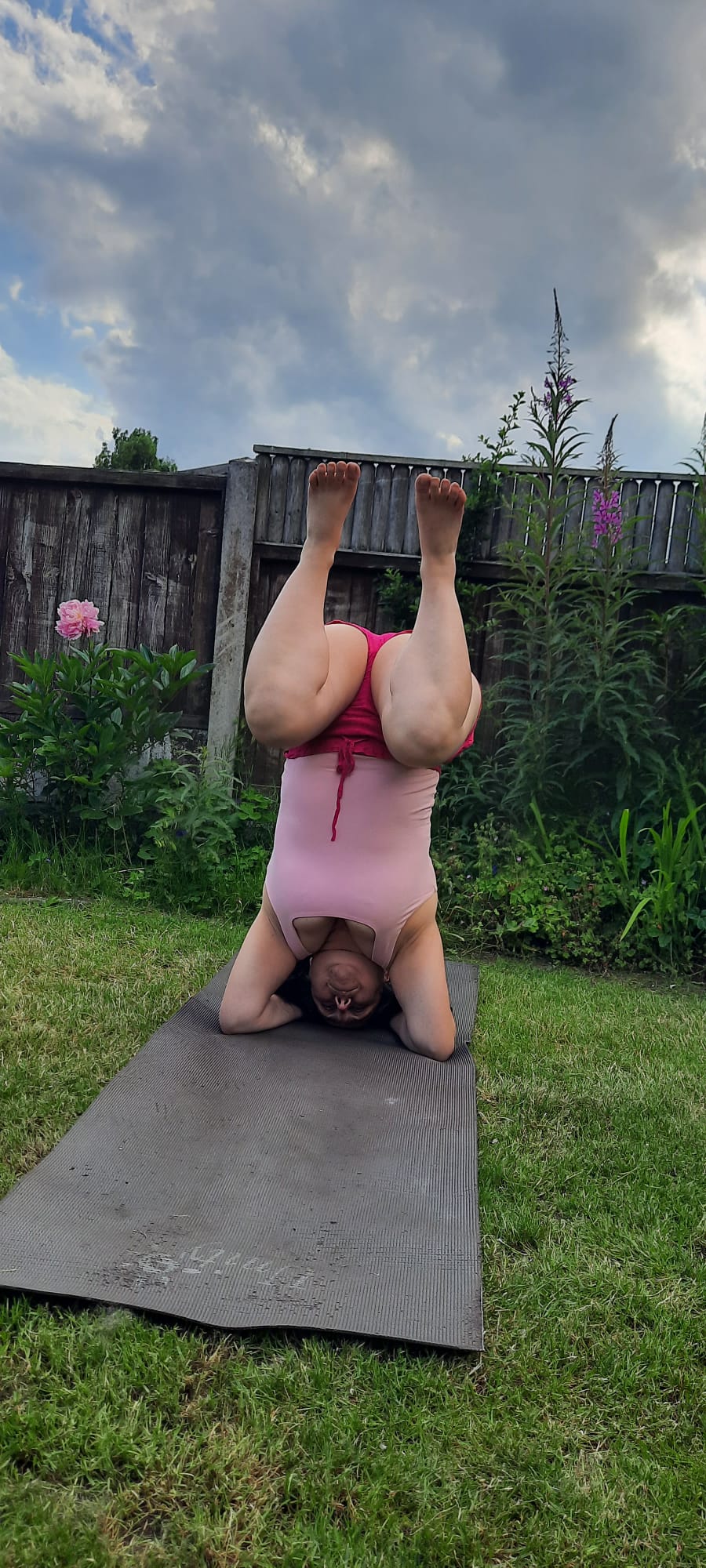 Advanced headstand Advanced headstand