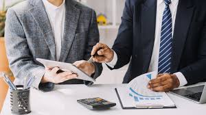 Financial advisors and charts