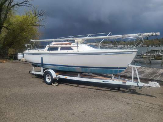 1974 Chrysler 26' - $5,500 | Boats For Sale Chautauqua Lake