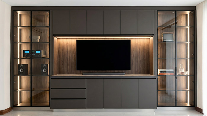 luxury architect-led kitchen 12-16 sqm, architecture-grade integration, panel-ready appliances, mm-precise reveals, sophisticated materials