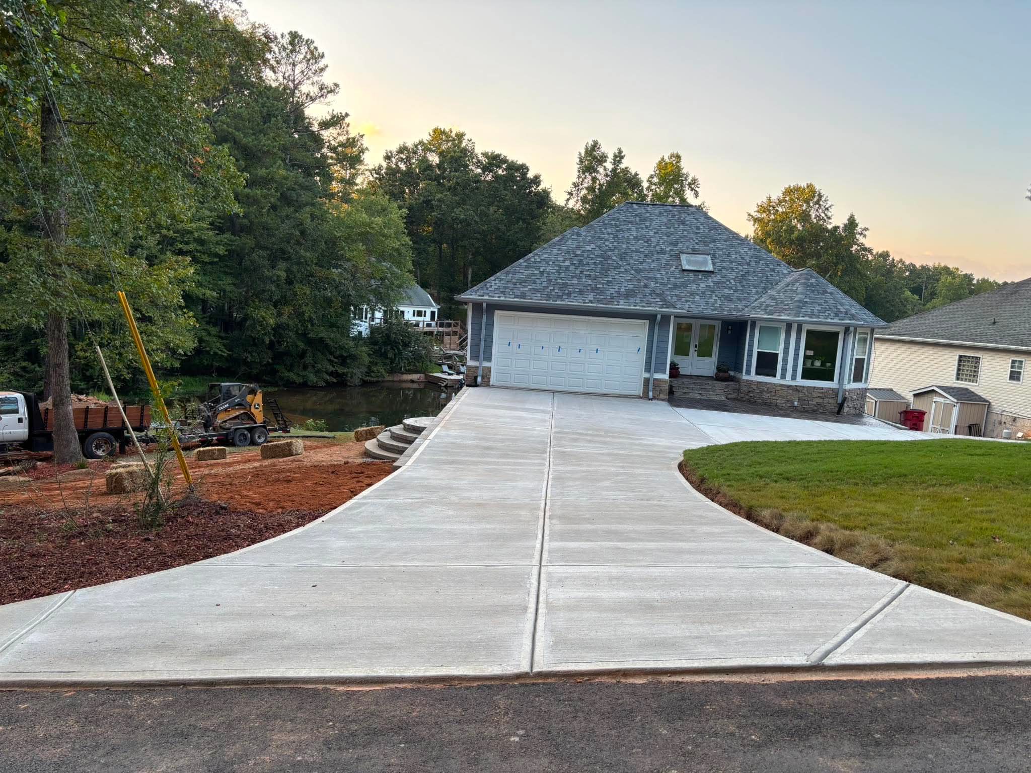 Finished residential concrete driveway