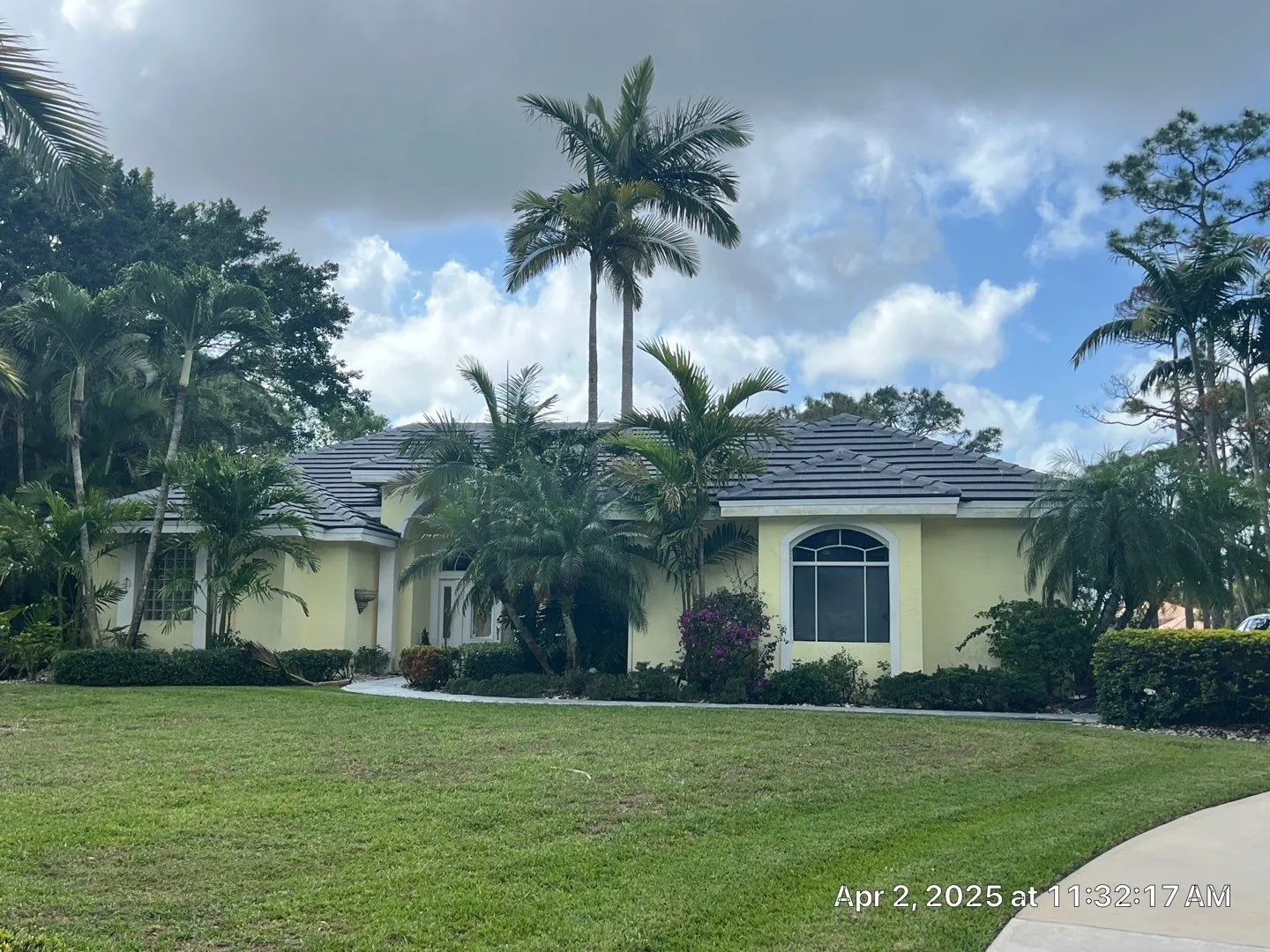 New tile roof after replacement