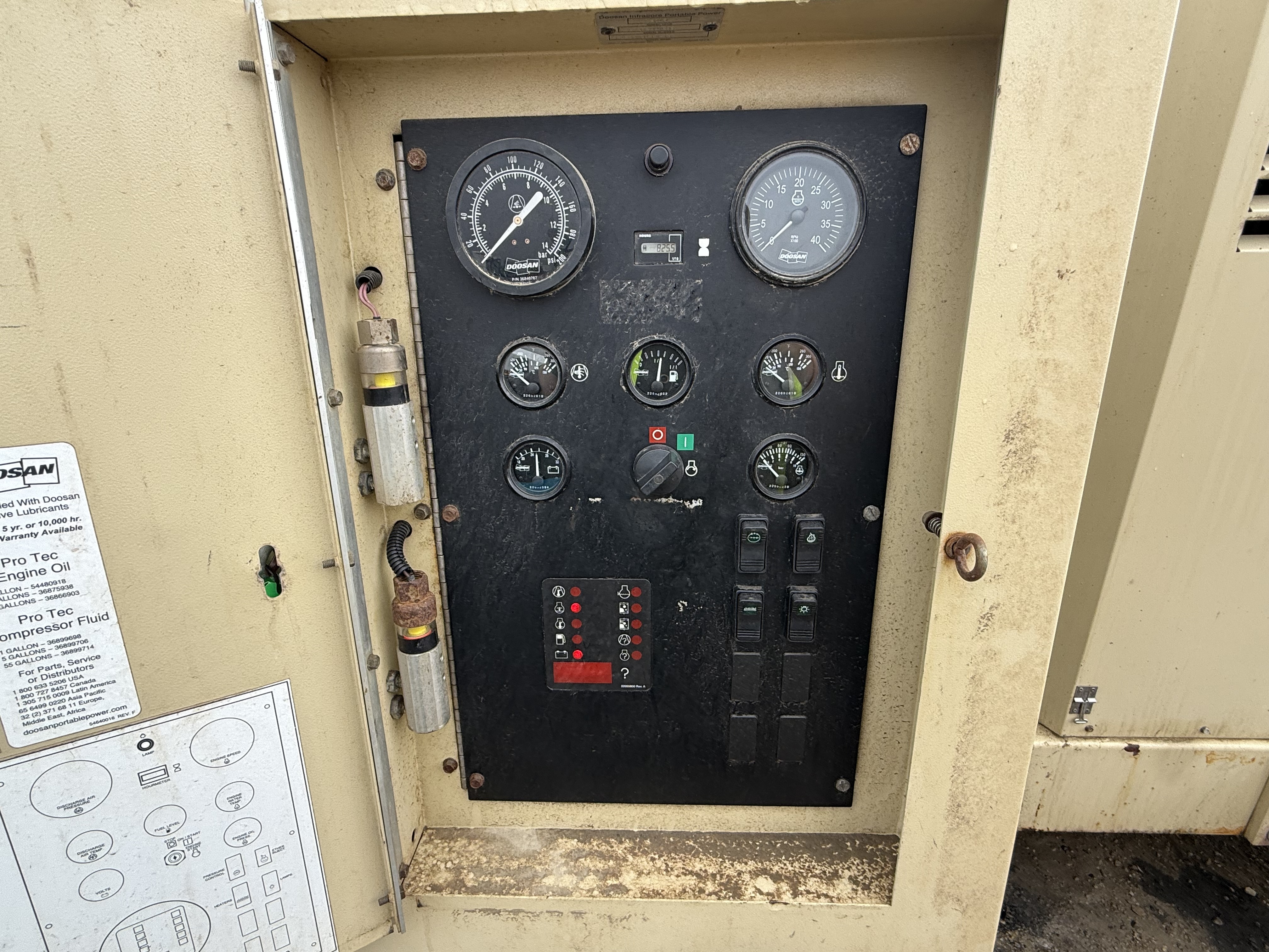 2014 Doosan HP1600 Portable Air Compressor - Image 6