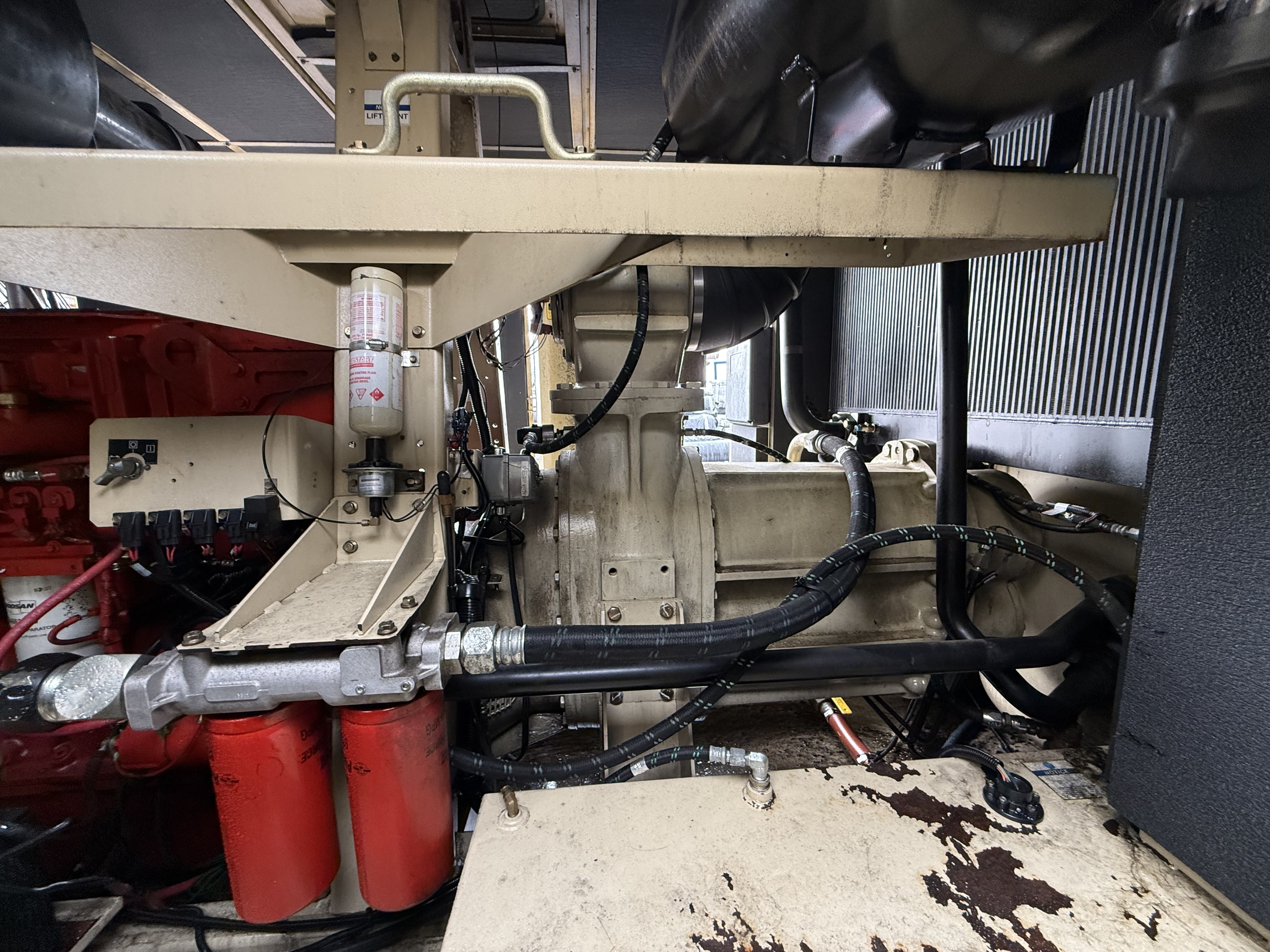 2014 Doosan HP1600 Portable Air Compressor - Image 15