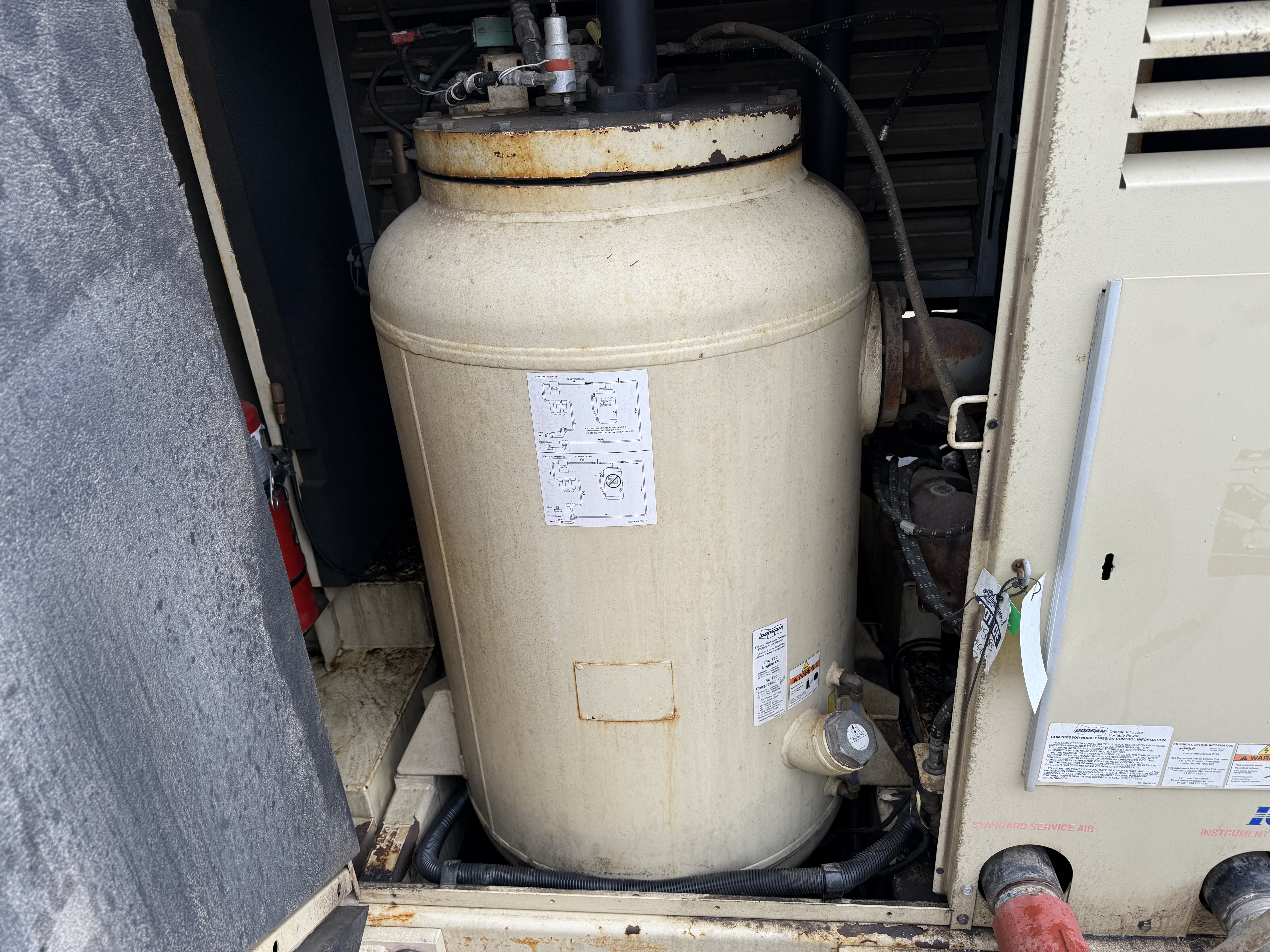 2014 Doosan HP1600 Portable Air Compressor - Image 18