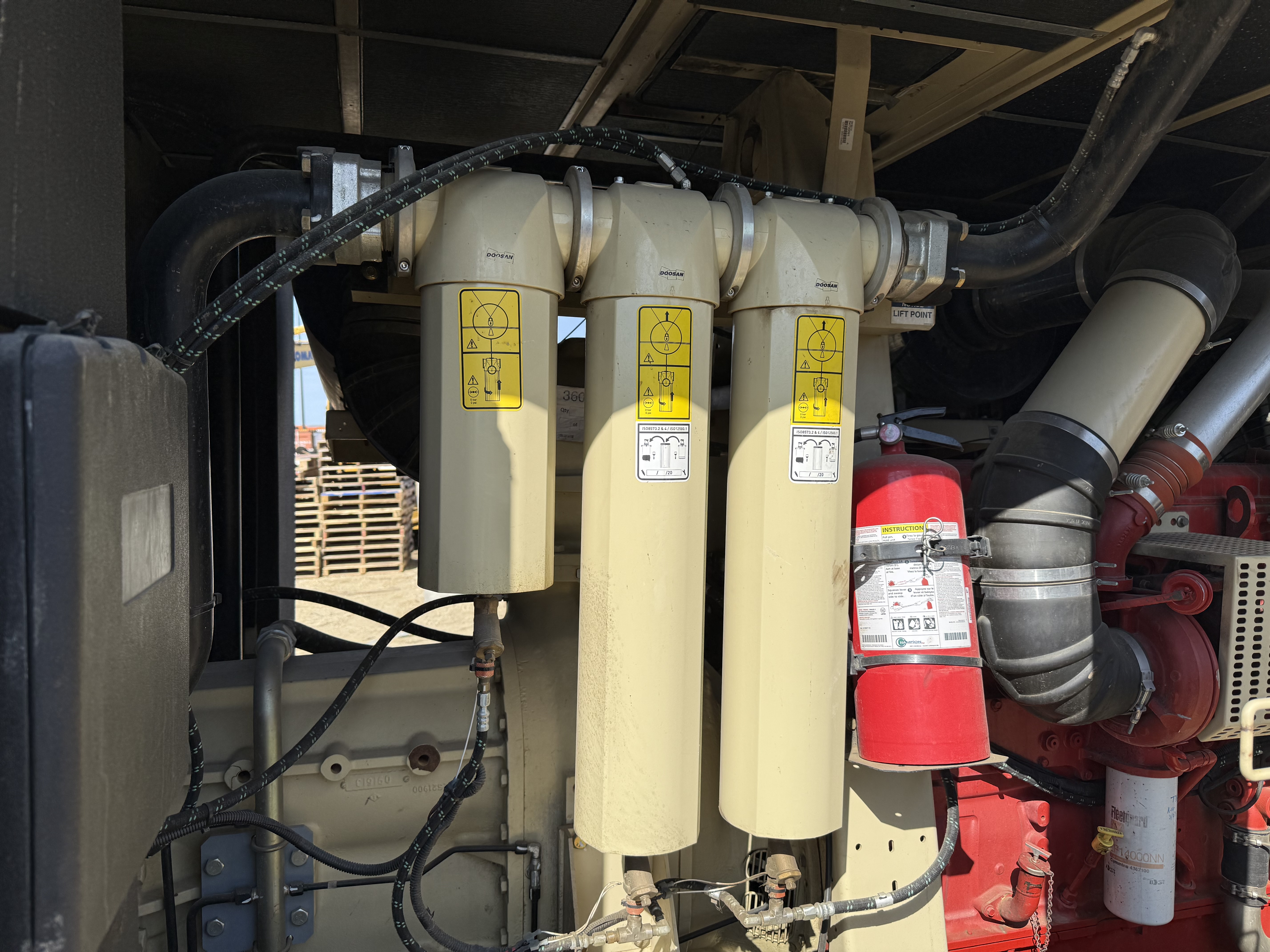 2014 Doosan HP1600 Portable Air Compressor - Image 14