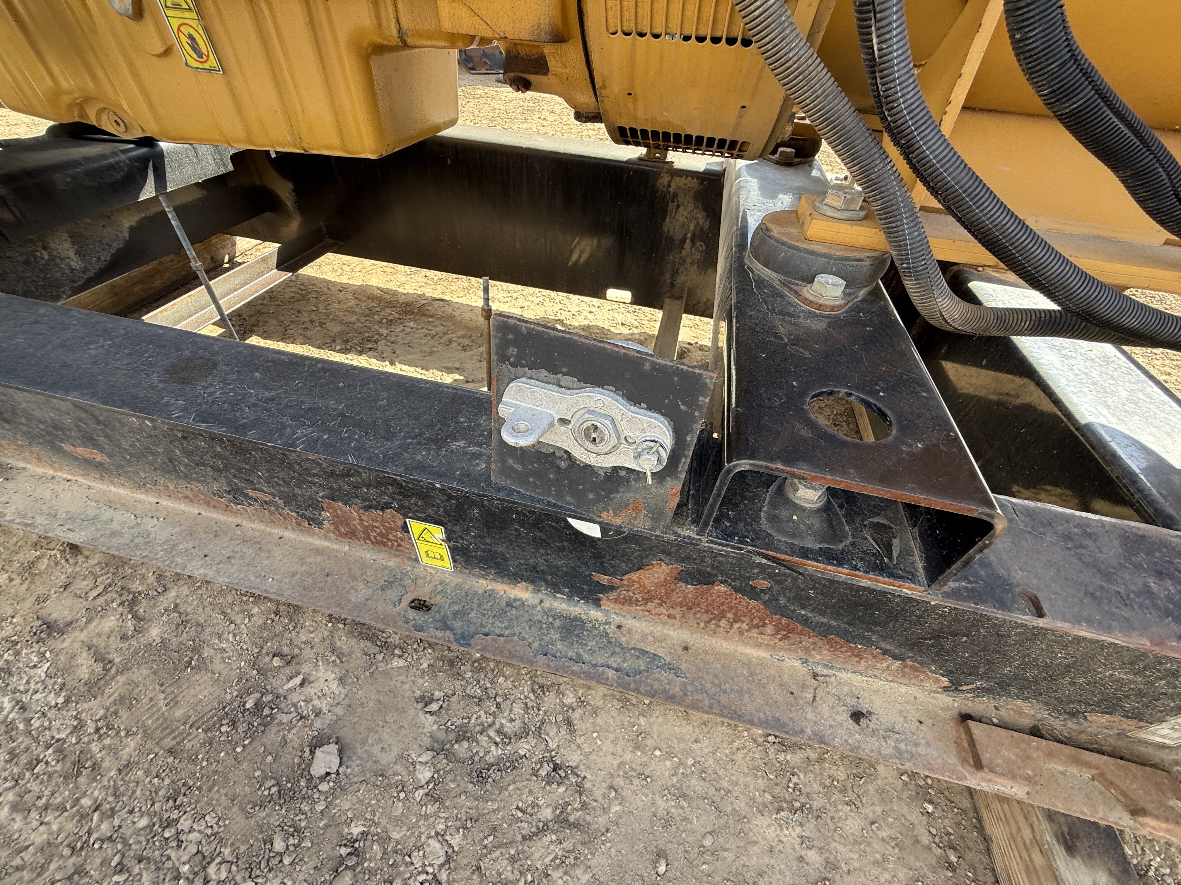Skid Mounted CAT 275 kW Genset, C9 Engine - Image 15