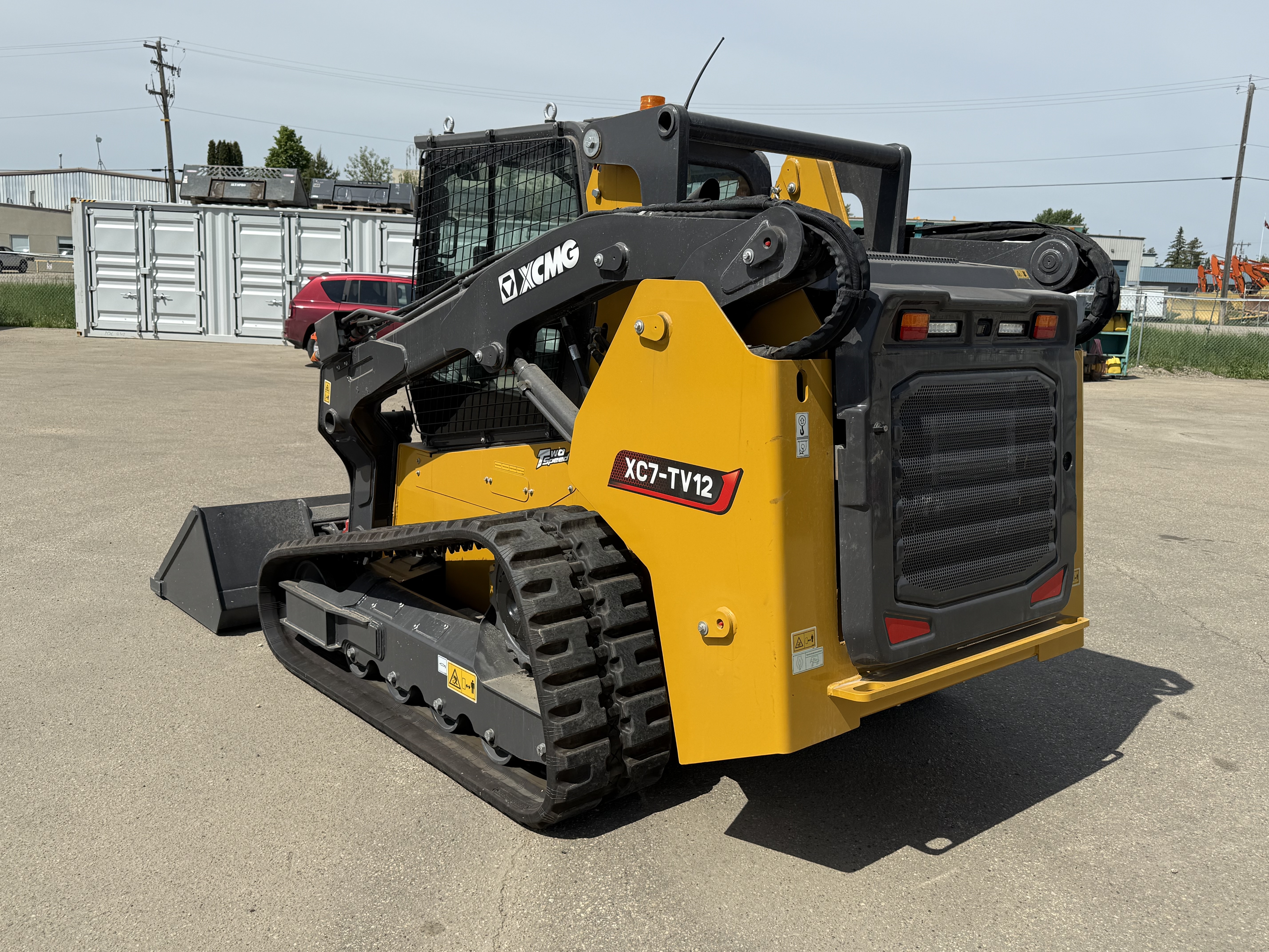 2026 XCMG XC7-TV12 Compact Track Loader - Image 4