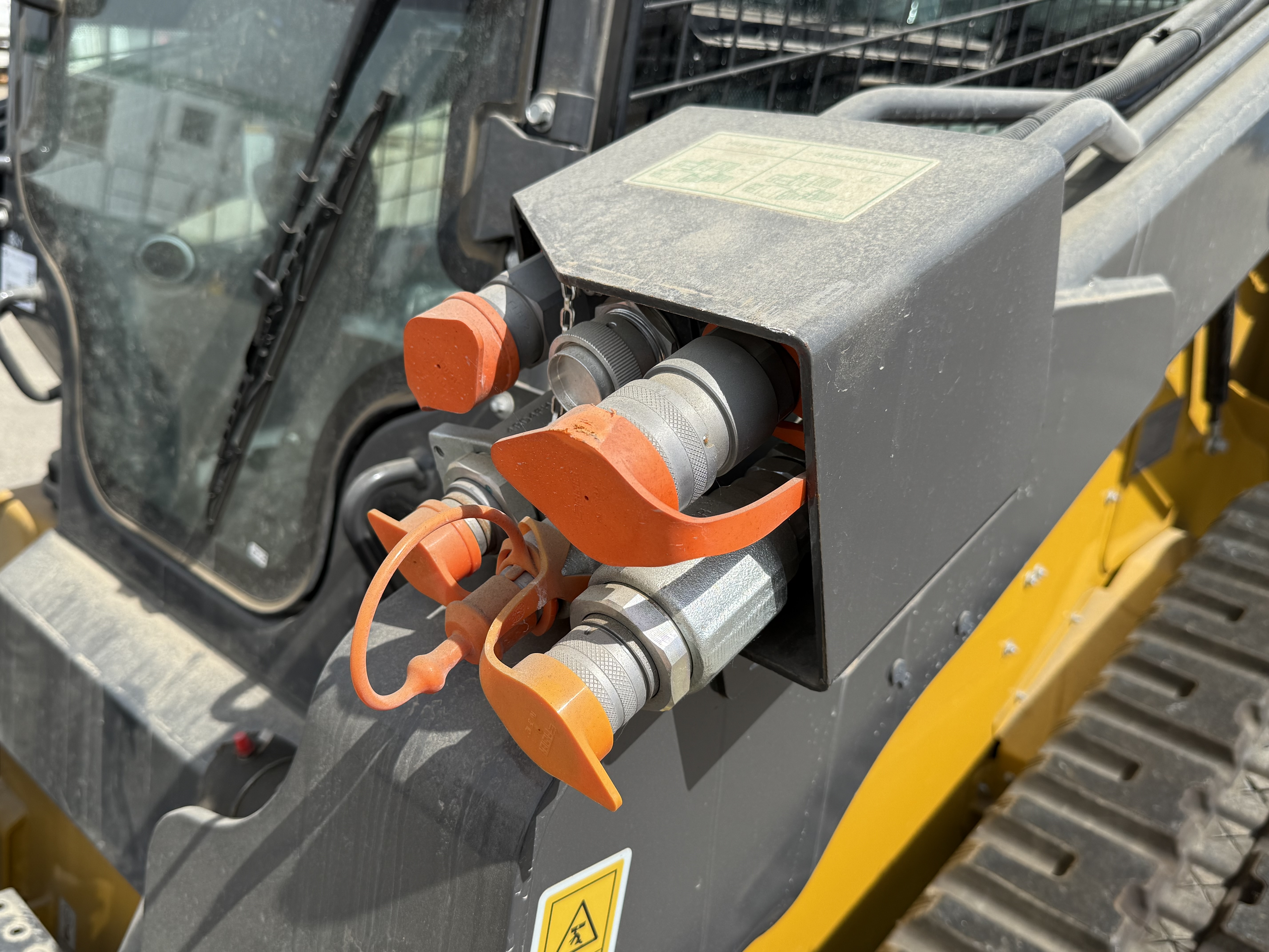 2026 XCMG XC7-TV12 Compact Track Loader - Image 18