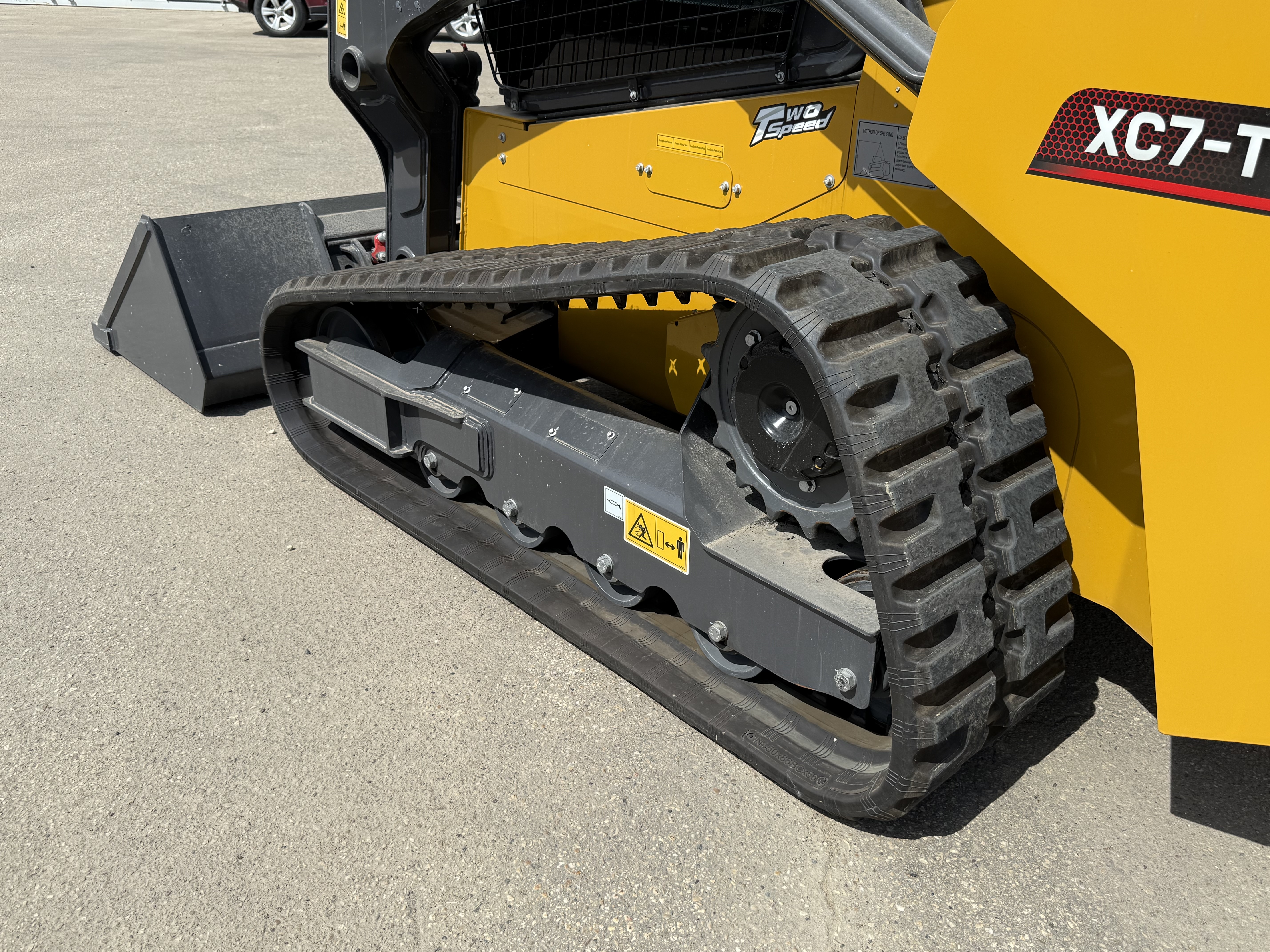 2026 XCMG XC7-TV12 Compact Track Loader - Image 23