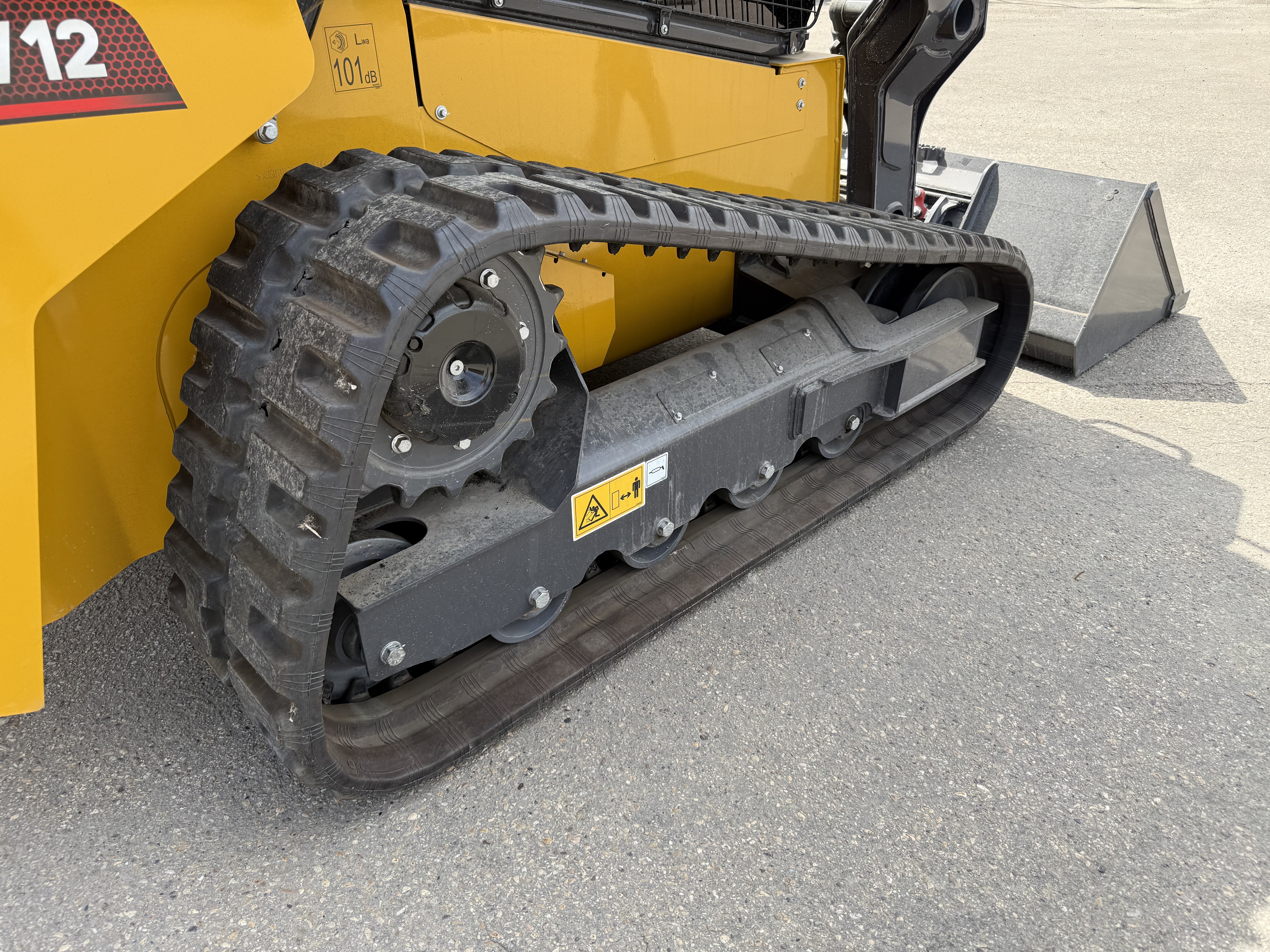 2026 XCMG XC7-TV12 Compact Track Loader - Image 27