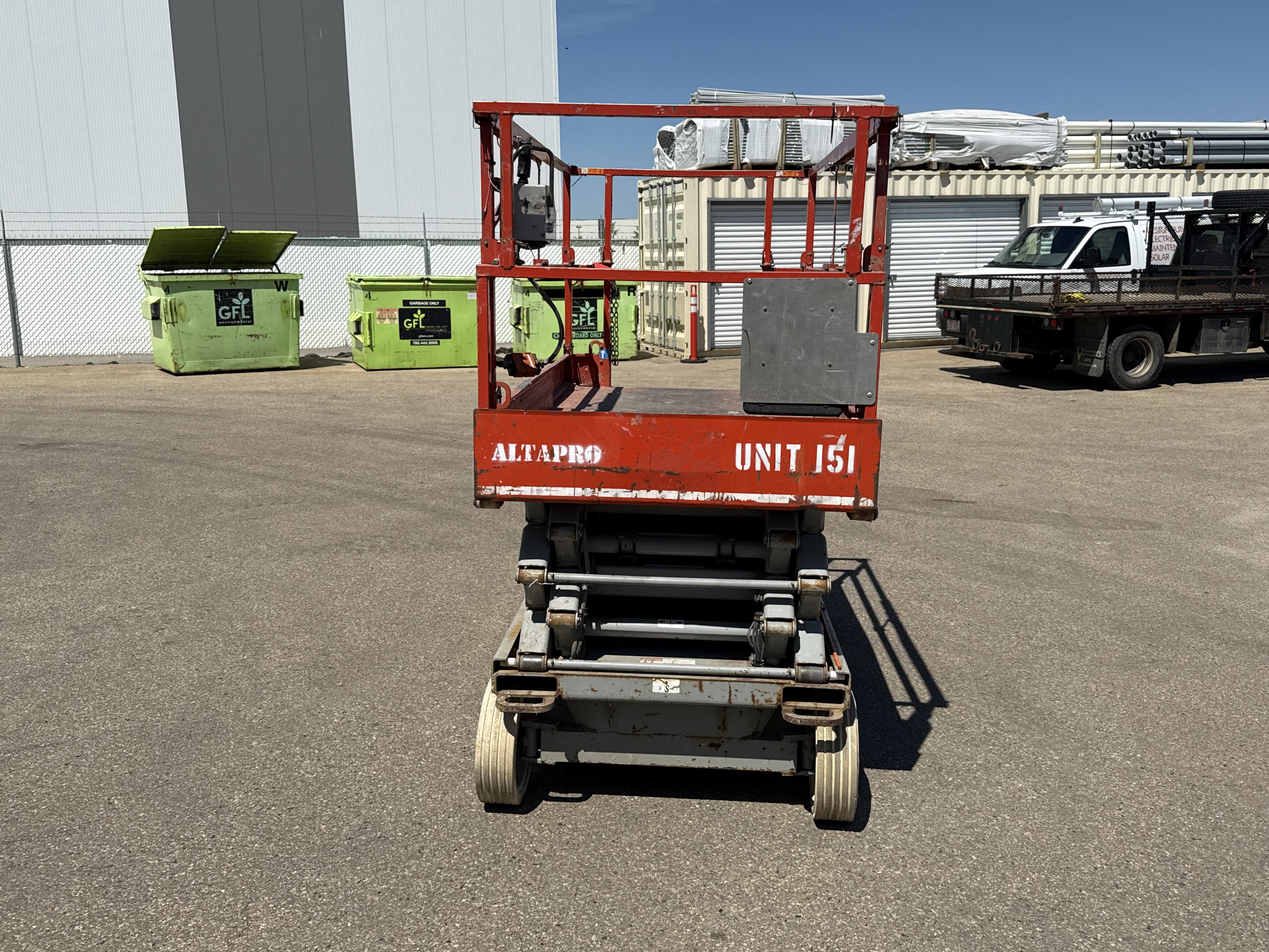 2005 SKYJACK SJIII4626 Electric Scissor Lift - Image 7