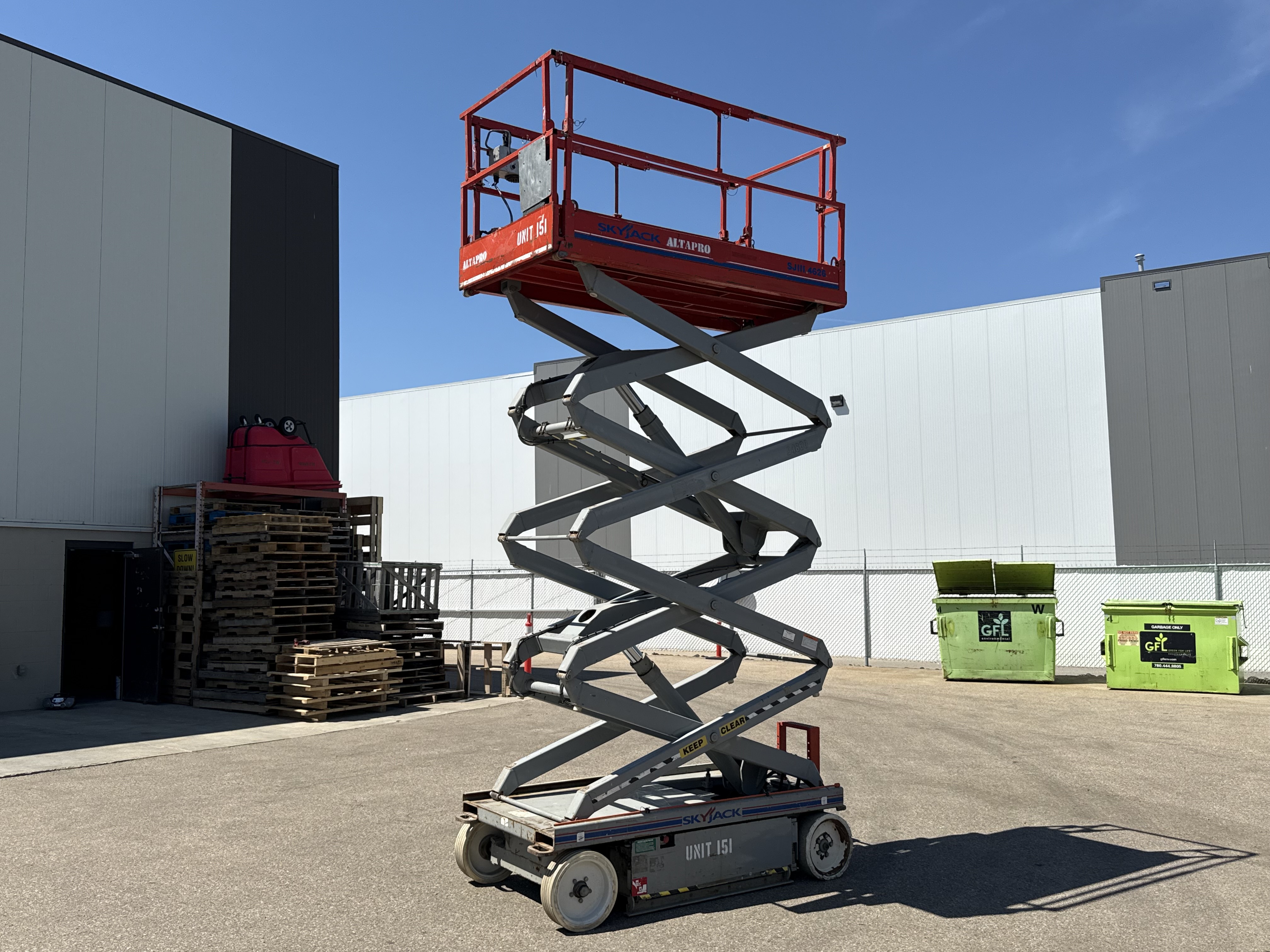 2005 SKYJACK SJIII4626 Electric Scissor Lift - Image 12