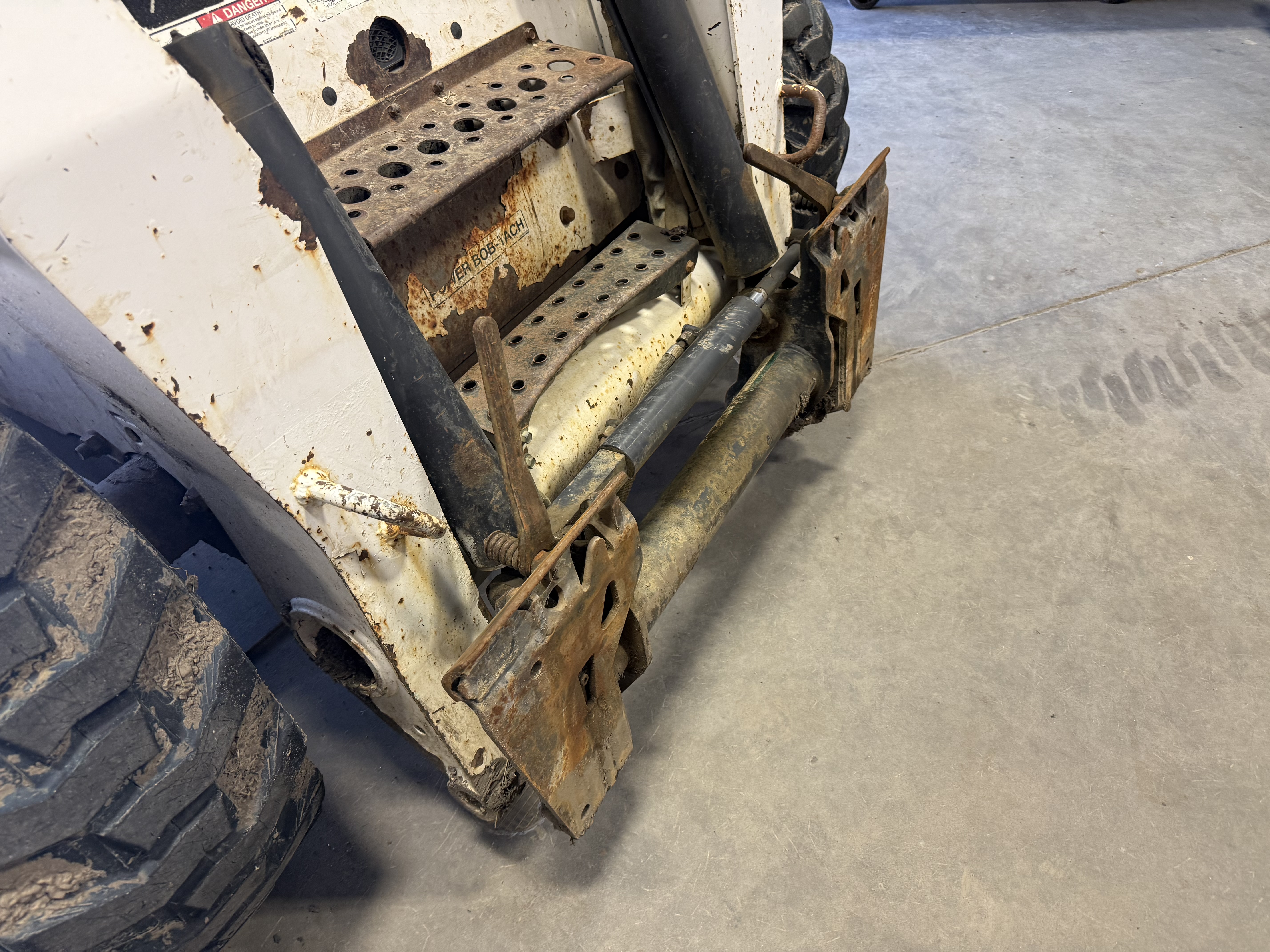 2007 Bobcat S250 Skid Steer Loader - Image 13