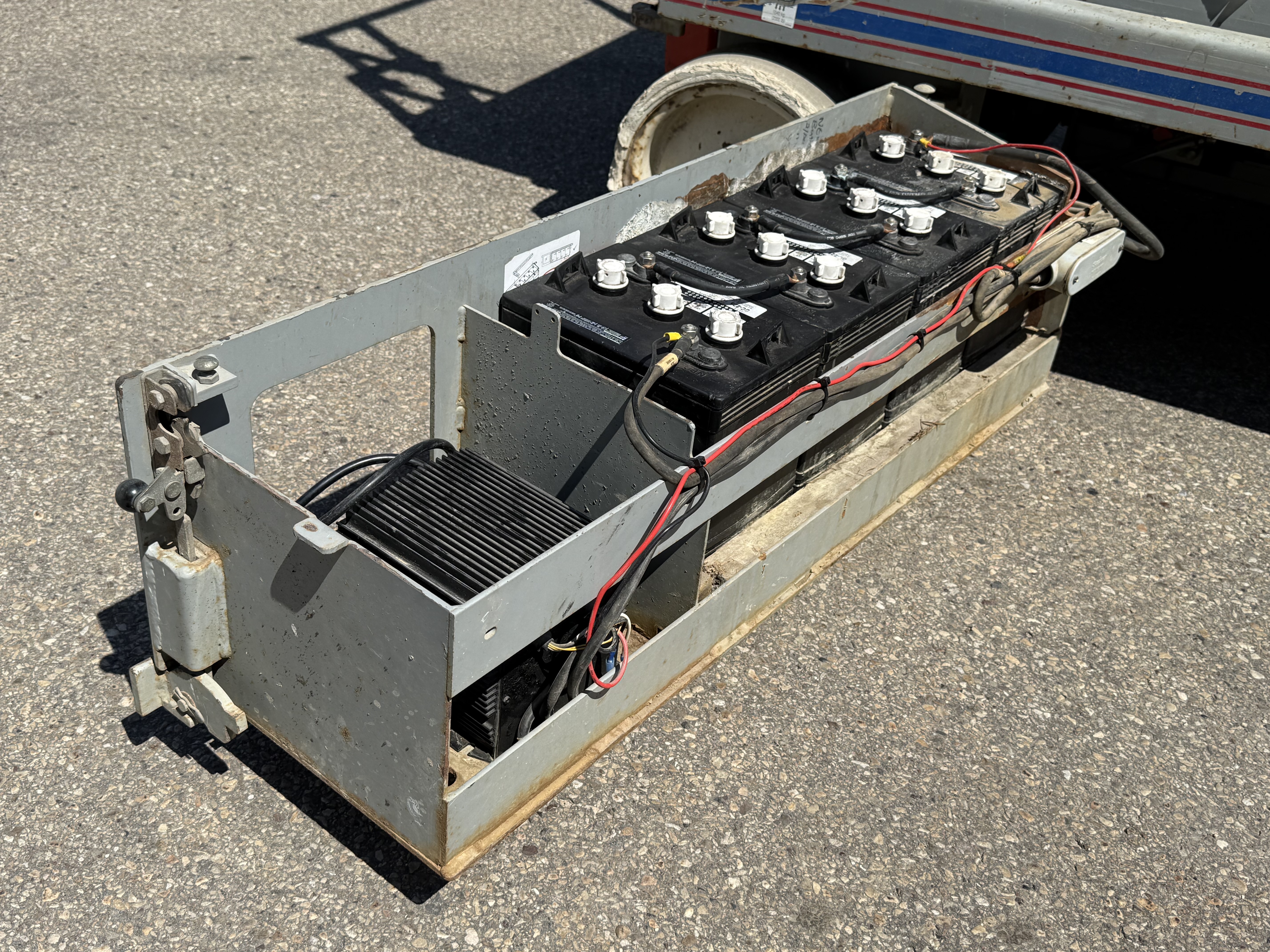 2005 SKYJACK SJIII4626 Electric Scissor Lift - Image 17