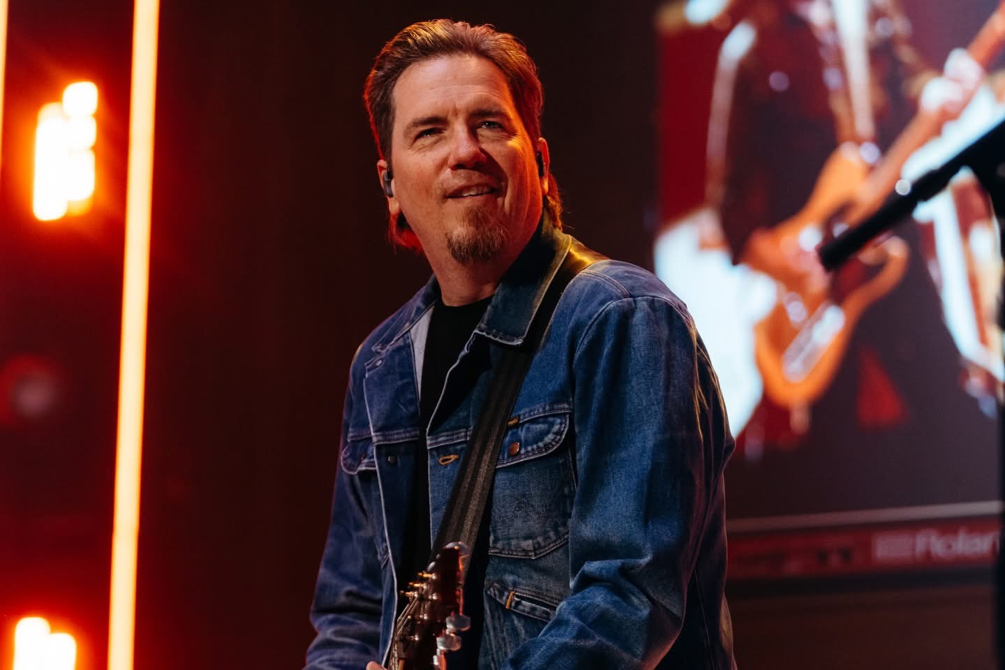 Mark Lee of Third Day performs solo acoustic concerts for Churches, ministry events and smaller venues.